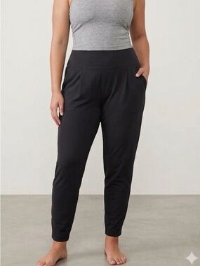 Athleta Elation Straight Leg Pants Black High Rise L